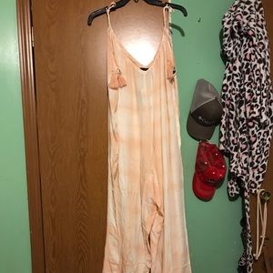 Forever 21 jumpsuit New with tag